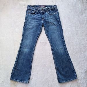 Levi's 518 Superlow Boot Cut Size 7 Short Jeans